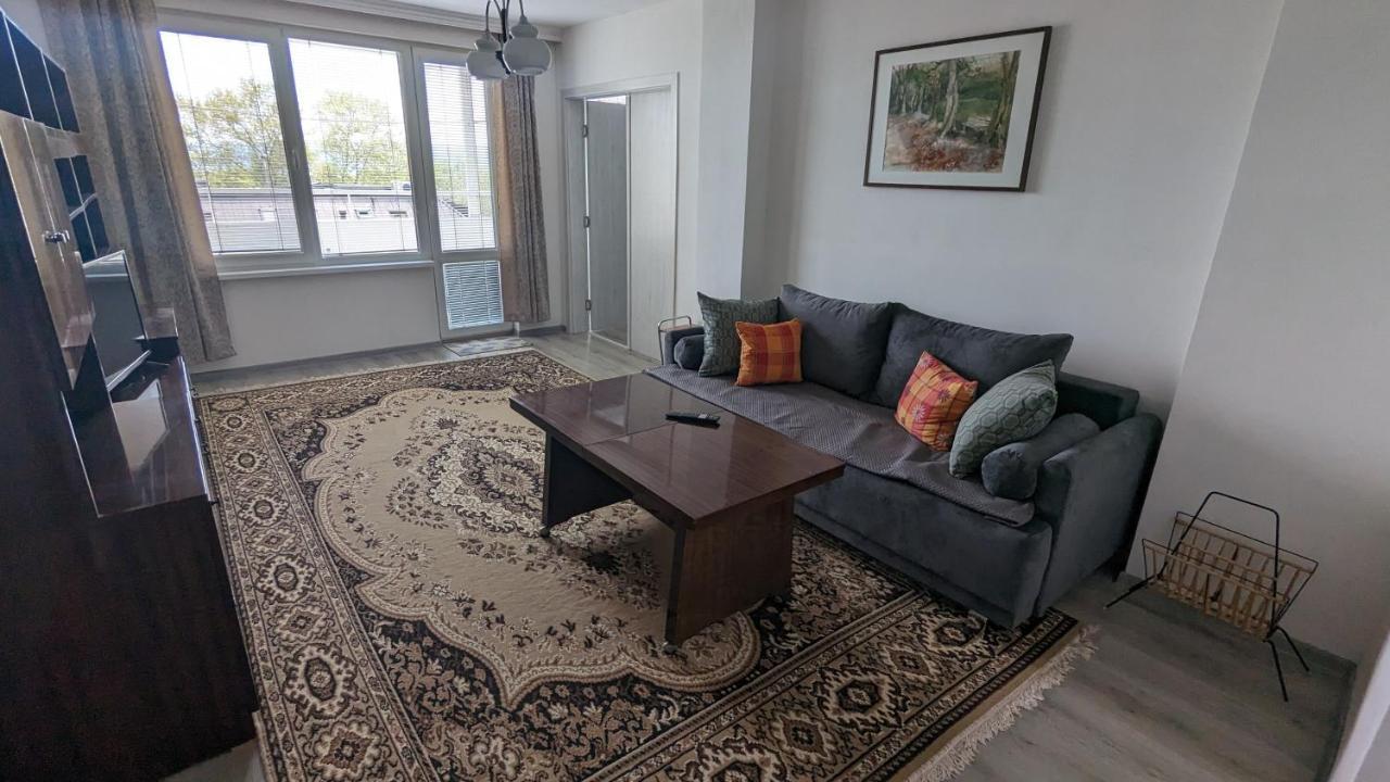 Roza Apartment Varna Luaran gambar