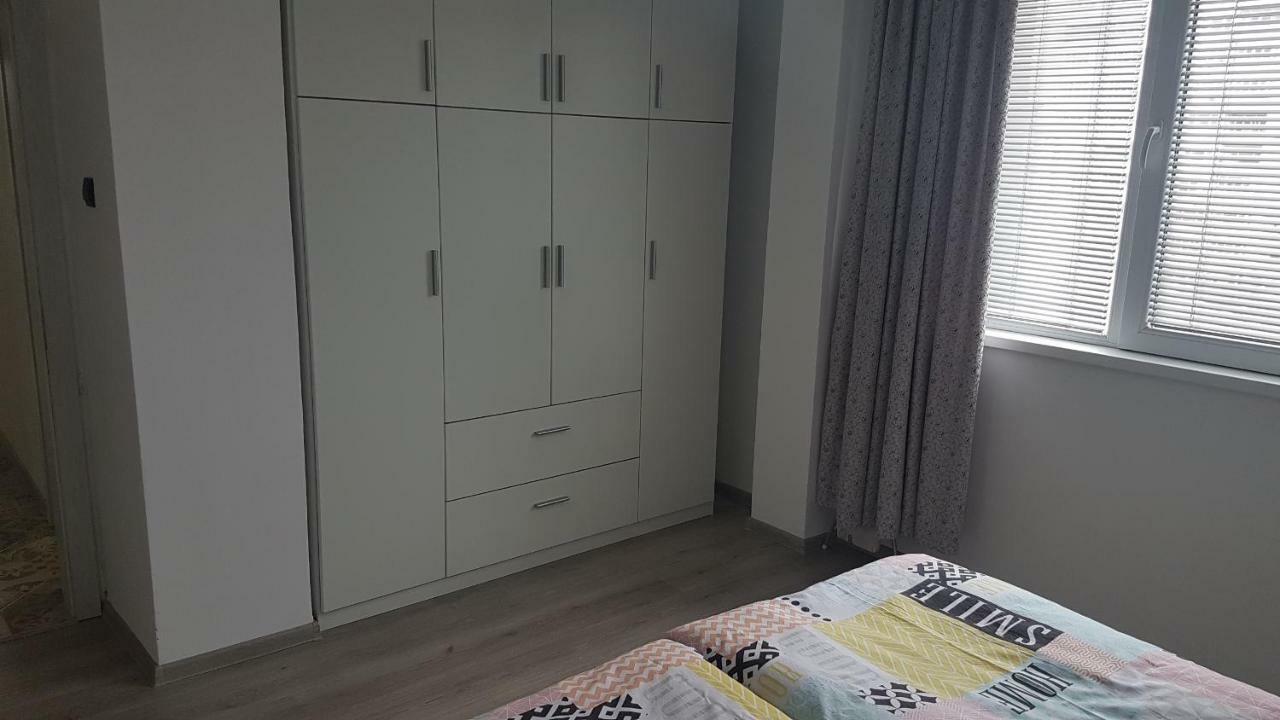 Roza Apartment Varna Luaran gambar