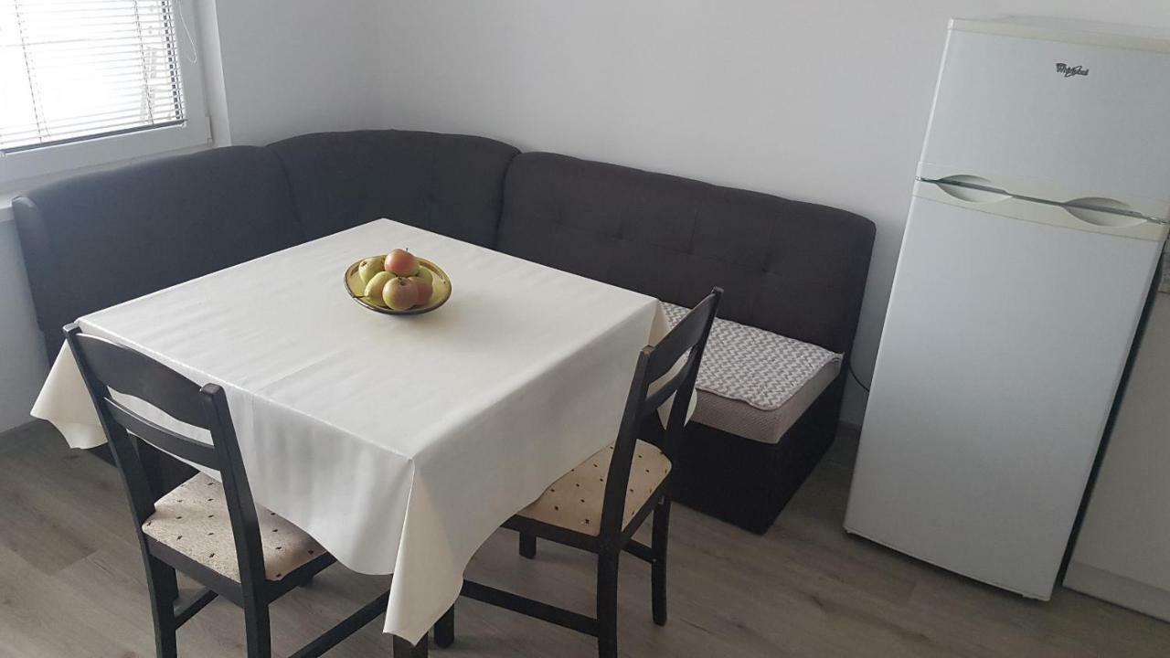 Roza Apartment Varna Luaran gambar